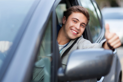 Кому не нужны международные водительские права